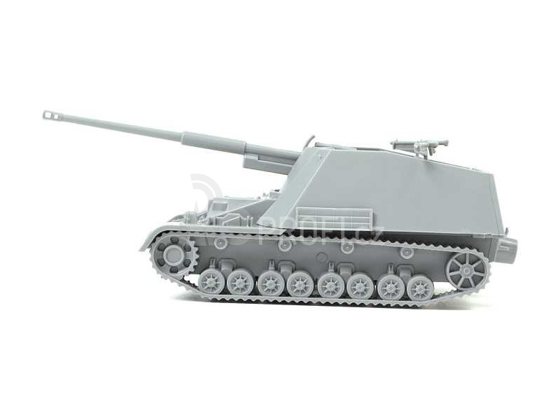 Zvezda Sd.Kfz.164 Nashorn (1:100)