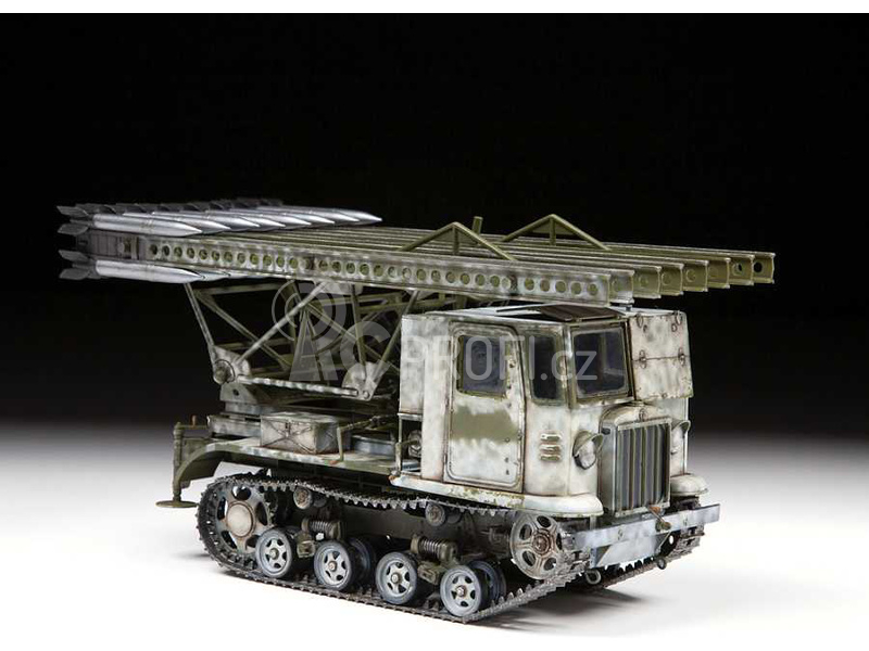 Zvezda STZ-5 s BM-13 Kaťuša (1:35)
