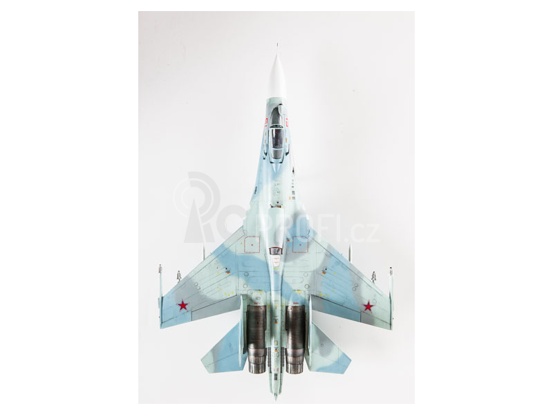 Zvezda Sukhoi SU-27SM (1:72)