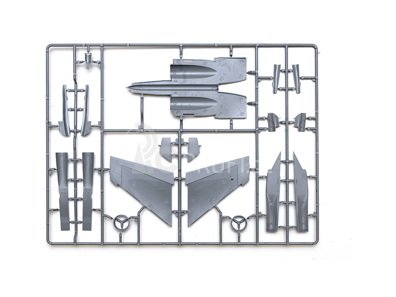 Zvezda Sukhoi SU-27SM (1:72)