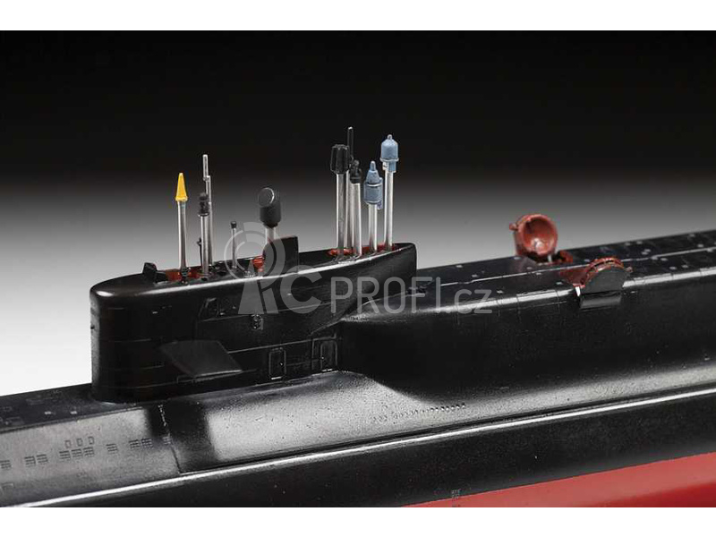 Zvezda Tula Submarine Delfin/Delta IV Class (1:350)