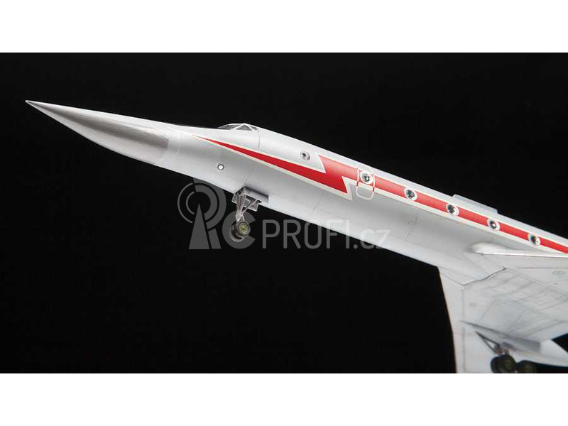 Zvezda Tupolev Tu-134UBL Crusty-B (1:144)