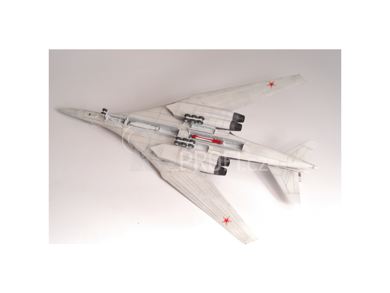 Zvezda Tupolev Tu-160 (1:144)