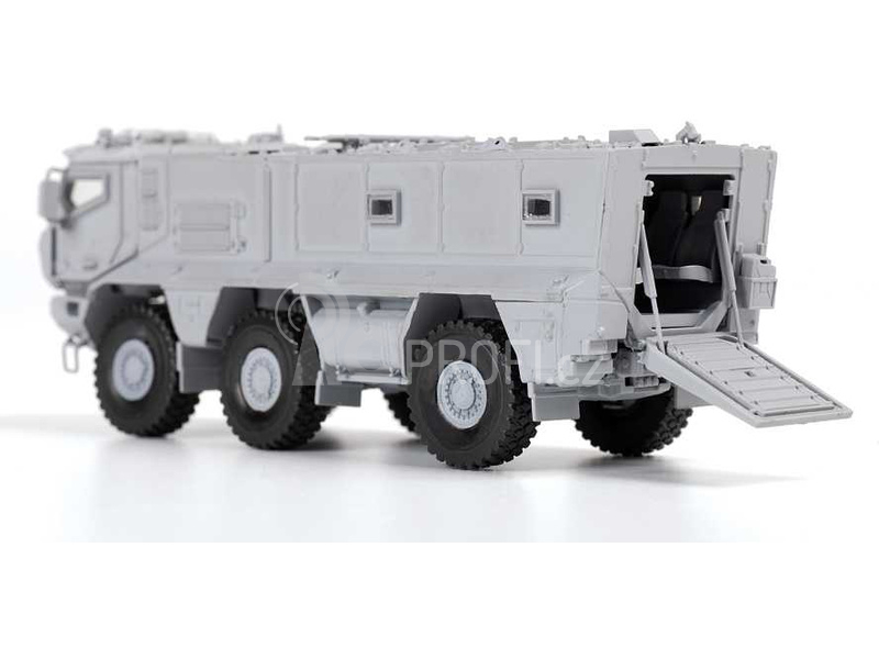 Zvezda Typhoon-K Russian armoured vehicle (1:72)