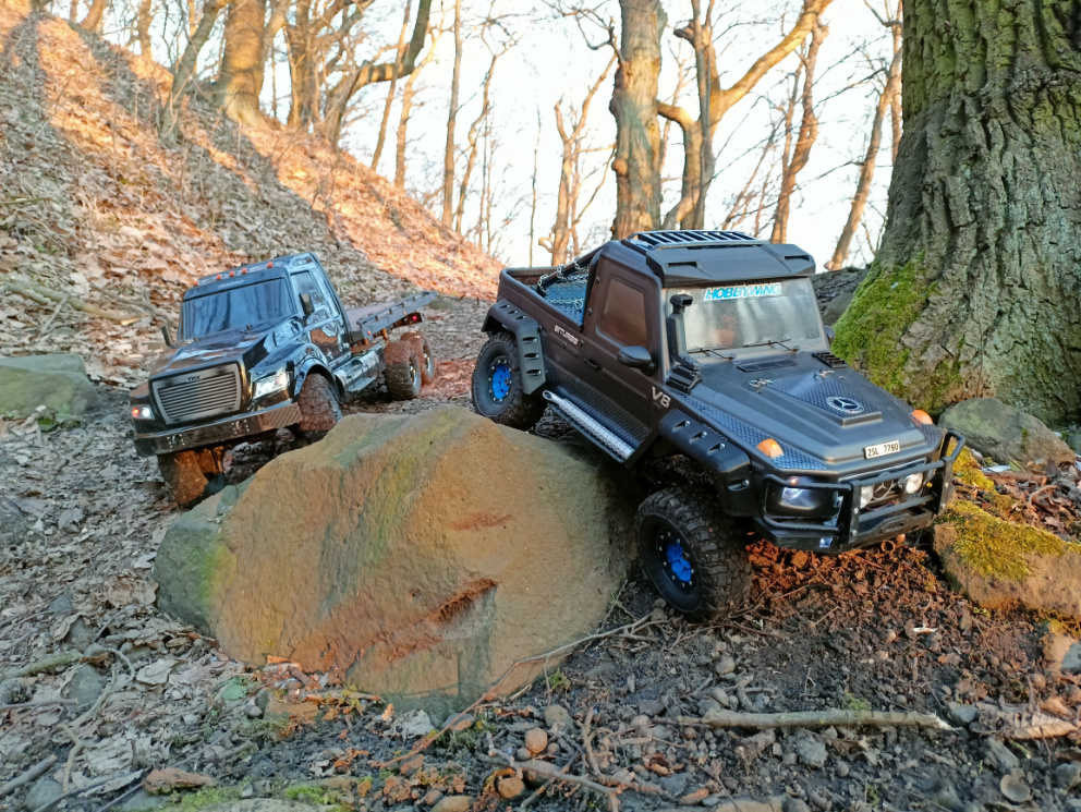 Traxxas TRX-6 Ultimate RC Hauler 6×6
